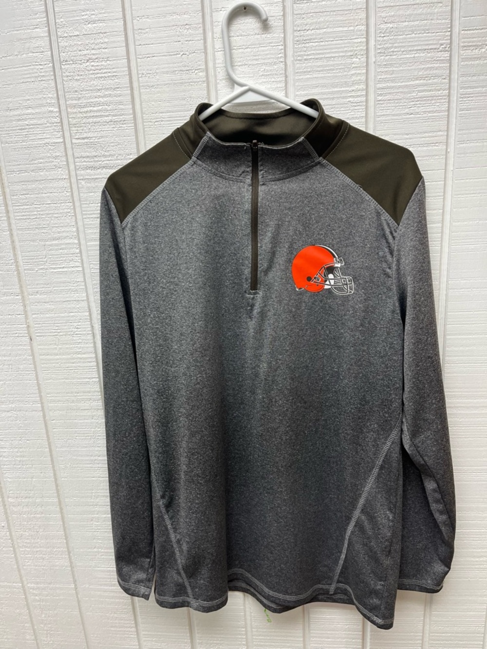 NFL Cleveland Browns Men’s Medium Sweatshirt Quarter Zip Football Sportswear